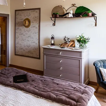Abacard D'hotes Adult Only Bed & Breakfast