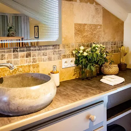 Abacard D'hotes Adult Only ベッド・アンド・ブレックファスト 4*